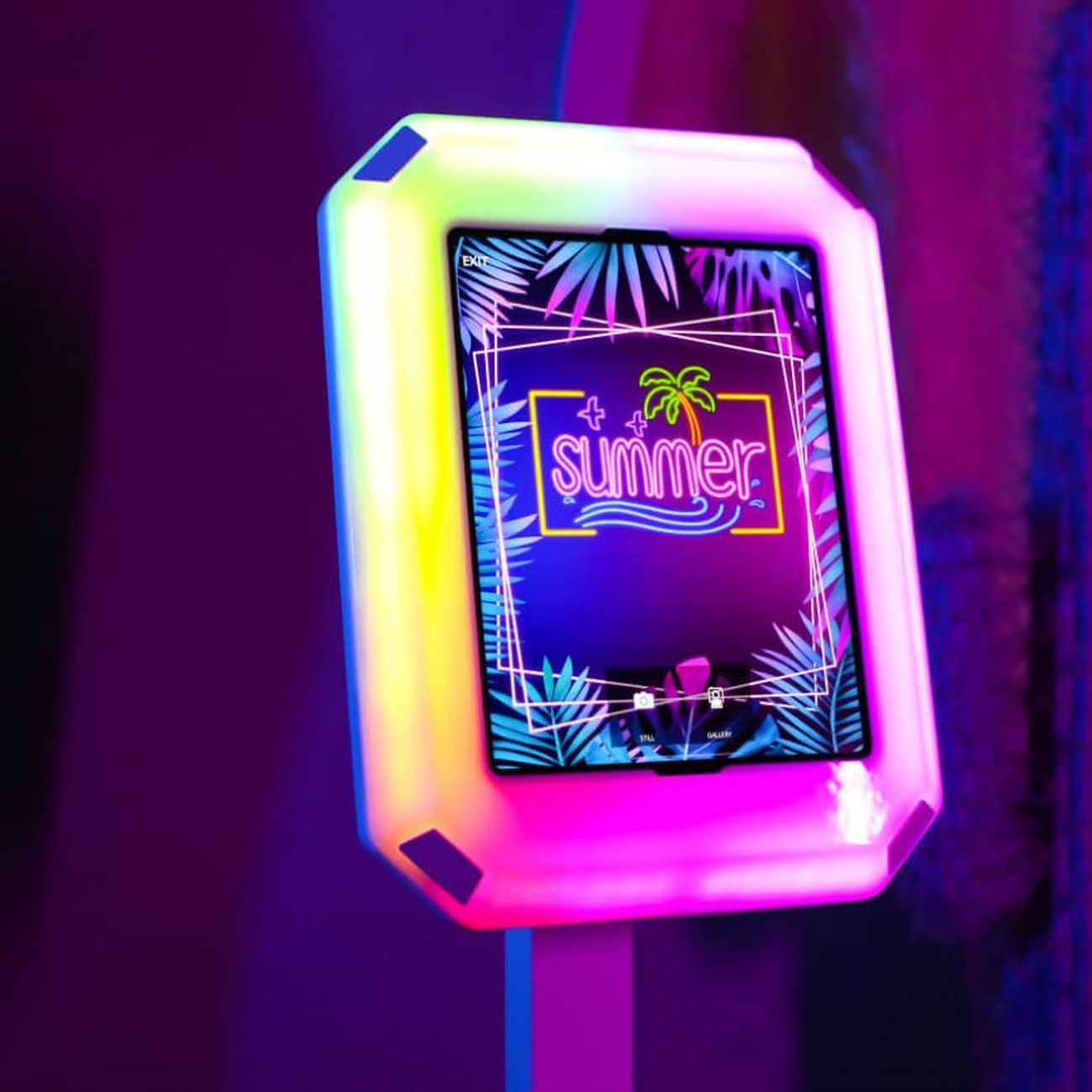 Kids Selfie Pod Photo Booth Screen Close Up Summer Overlay