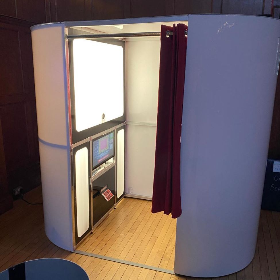 Oval Enclosed Photo Booth White Finish Interior Open View