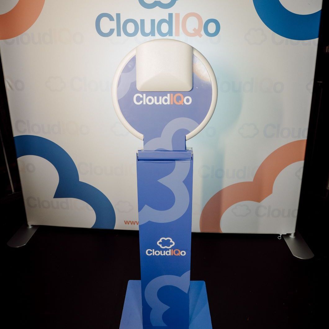 Selfie Ring Photo Booth Cloudiqo Corporate Branded Wrap Product Shot