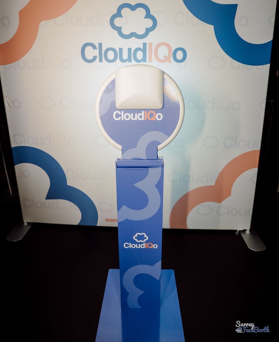 Selfie Ring Photo Booth Cloudiqo Corporate Branded Wrap Product Shot