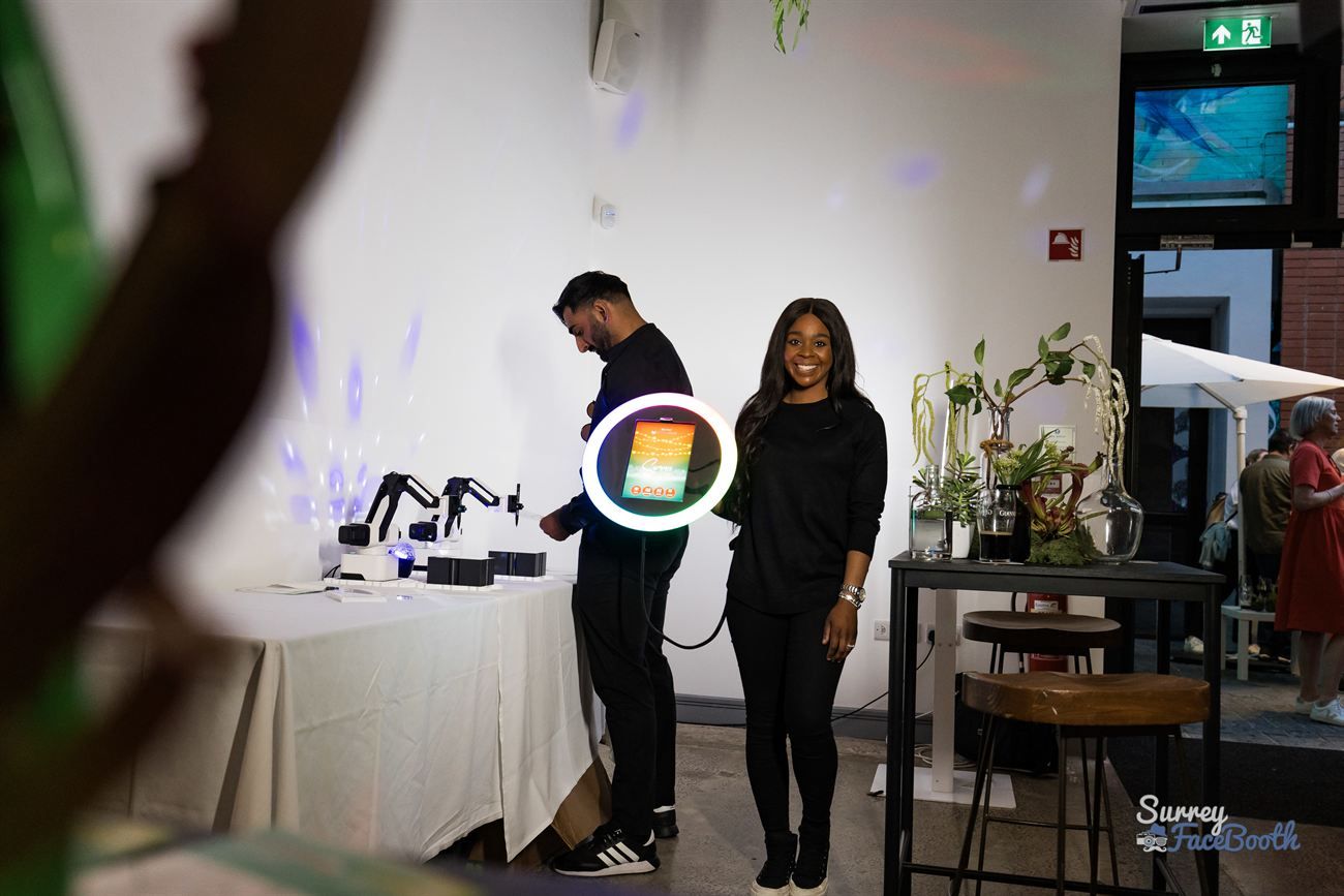 Sketch Robot Station Operator Ring Light Corporate Party